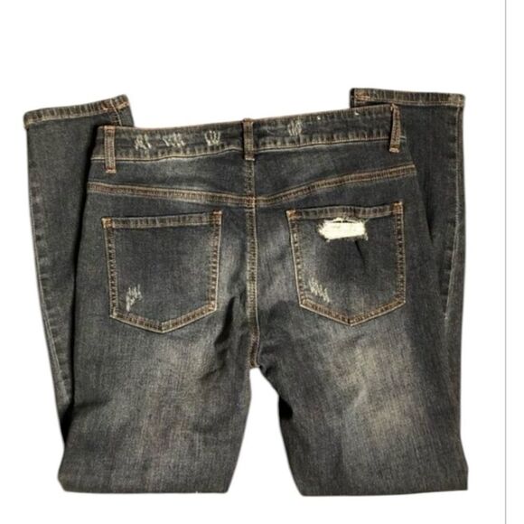 Altar’d State Distressed Jeans - Picture 4 of 7